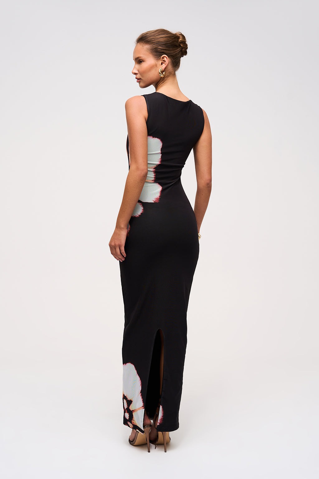 Pitkä cut out -mekko – kuva 2