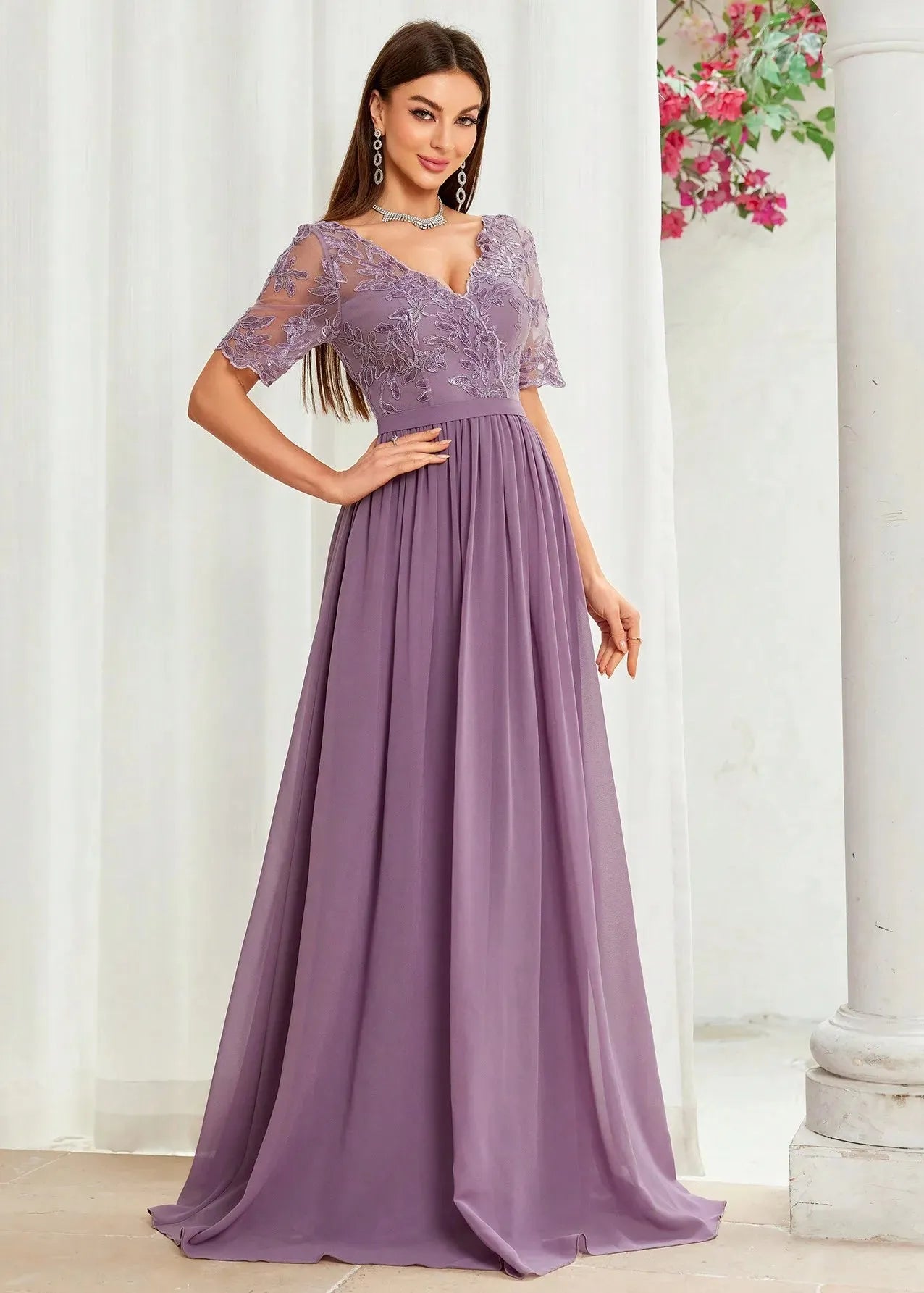 Purppura juhlamekko