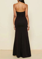 Musta mekko ristikkäisellä pääntiellä – kuva 2