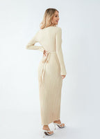 Beige neulemekko – kuva 5