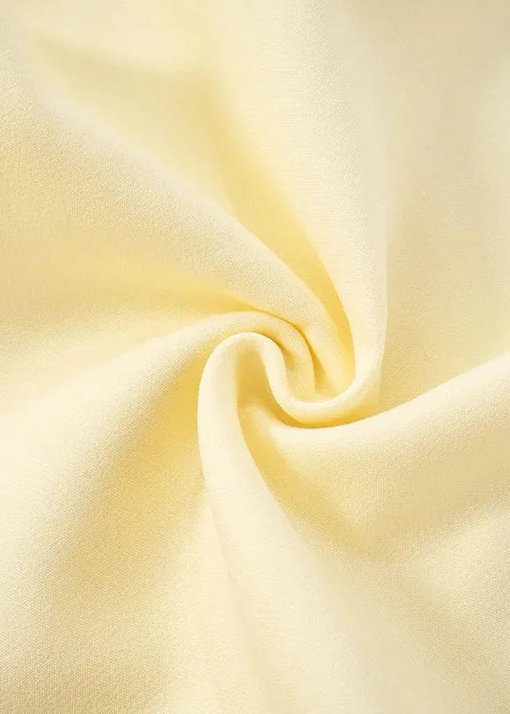 Pastellinkeltainen morsiusneitomekko – kuva 4