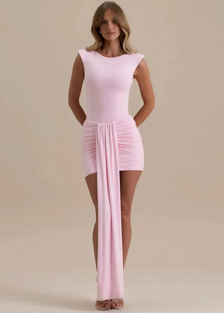 Lyhyt pinkki mekko