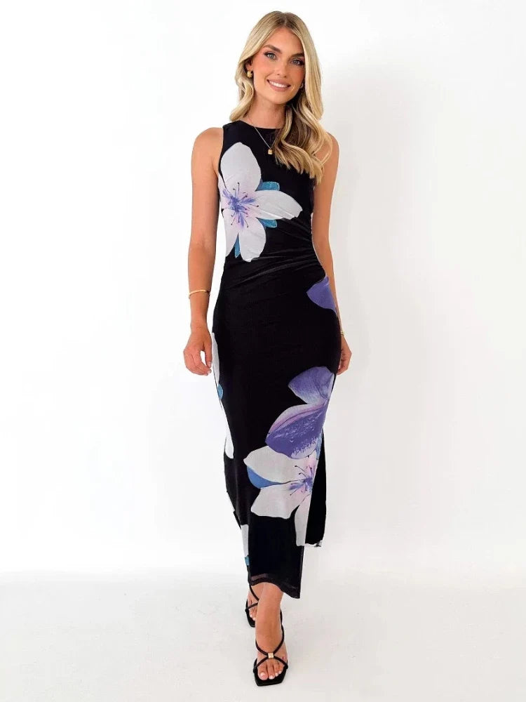 Hihaton kukkakuvioinen mekko