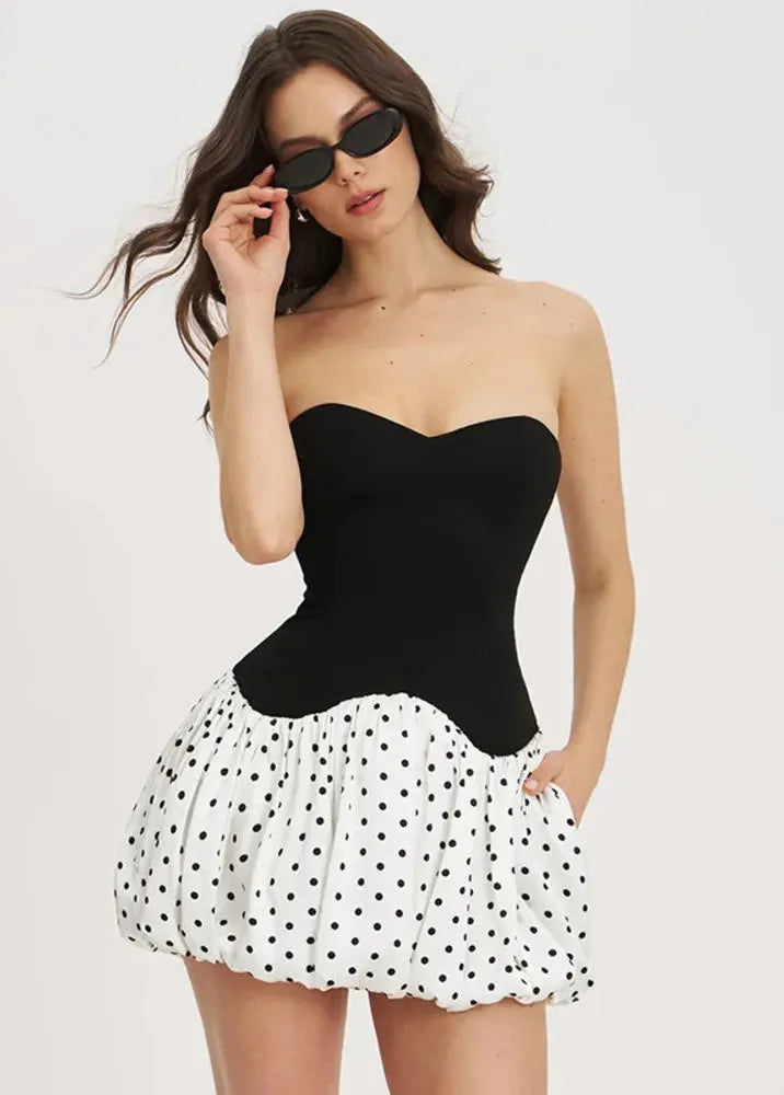 Polka dot pallo olkaimeton mekko